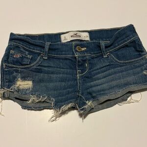 Vintage Hollister Low Rise Medium Wash Micro Blue Jean Shorts SZ. 0 waist 24 EUC